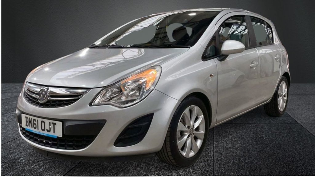 USED 2011 61 VAUXHALL CORSA 1.2 EXCLUSIV AC 5d 83 BHP NAV+R/CAMERA+APPLE CAR PLAY
