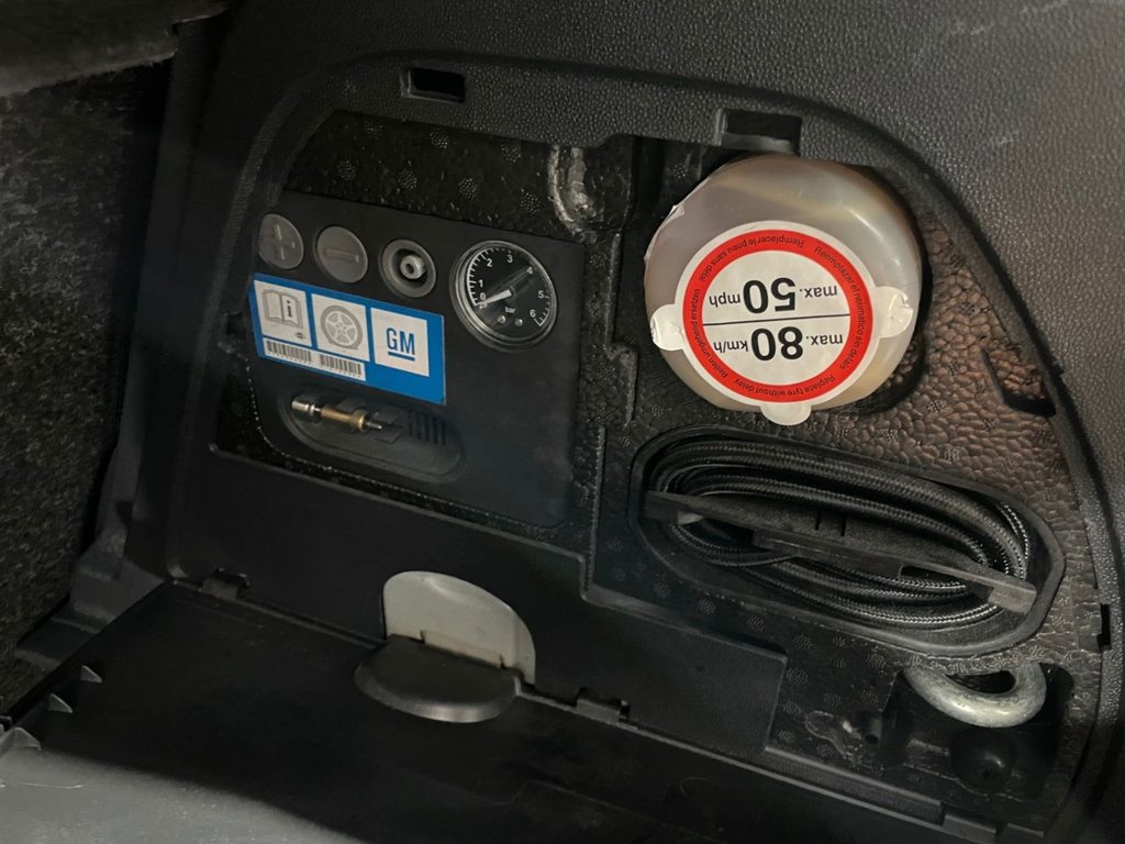 USED 2011 61 VAUXHALL CORSA 1.2 EXCLUSIV AC 5d 83 BHP NAV+R/CAMERA+APPLE CAR PLAY