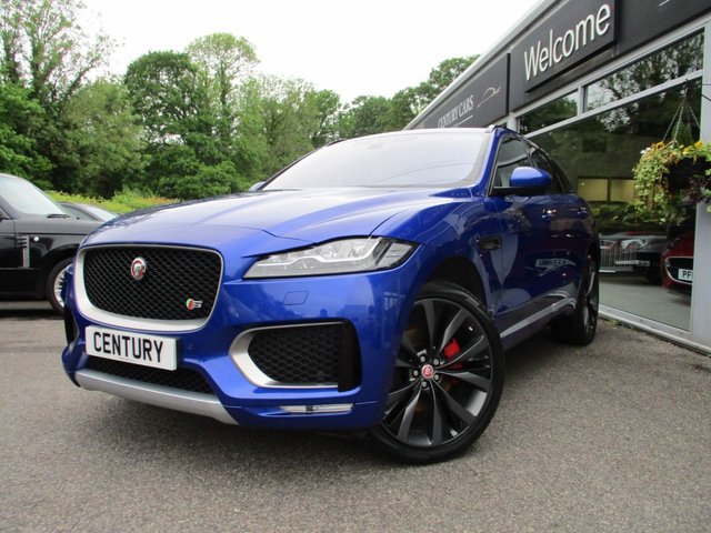 2016 16 Jaguar F-Pace 3.0 V6 FIRST EDITION AWD 5d 296 BHP