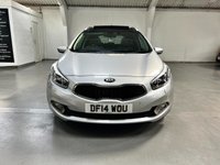 USED 2014 14 KIA CEED 1.6 CRDI 4 TECH ECODYNAMICS 5d 126 BHP 7" TOUCHSCREEN NAVIGATION