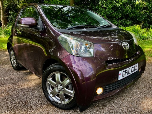 2010 10 Toyota Iq 1.0 VVT-I IQ2 3d 68 BHP FULL MAROON LEATHER///REAR PARK SENSORS//ONLY 2 OWNER// X5 TOYOTA DEALER SERVICES/\\X9 AIRBAGS//KEYLESS ENTRY AND STARTING///ZERO ROAD TAX//TOYOTA BLUETOOTH HANDS FREE\\\NEW  MOT RECENTLY CARRIED OUT