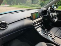 USED 2022 22 MG MG HS 1.5 EXCLUSIVE 5d 255 BHP BIG SPEC - 1 OWNER - PLUG IN HYBRID ELECTRIC - AUTOMATIC - LOW MILEAGE - FULL HEATED LEATHER - SATELLTIE NAVIGATION - APPLE CAR PLAY - HOME CHARGER WITH DOMESTIC UK PLUG - 7YEARS / 80,000 MILES MANUFACTURERS WARRANTY COVER