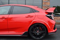 USED 2017 17 HONDA CIVIC 2.0 VTEC TYPE R GT 5d 316 BHP LOW MILES / TIEN SPORT SPRINGS