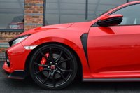 USED 2017 17 HONDA CIVIC 2.0 VTEC TYPE R GT 5d 316 BHP LOW MILES / TIEN SPORT SPRINGS