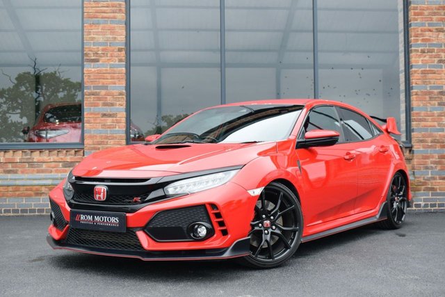 2017 17 Honda Civic 2.0 VTEC TYPE R GT 5d 316 BHP