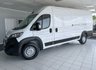 USED 2023 23 PEUGEOT BOXER 2.2 BLUEHDI 440 L4H2 PROFESSIONAL PREMIUM PLUS P/V 165 BHP ~ GROSS VECHICLE WEIGHT - 4005KG  PLY-LINED REAR WITH FACTORY FITTED BULKHEAD
