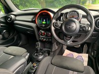 USED 2019 19 MINI HATCH COOPER 1.5 COOPER SPORT 5d 134 BHP 2019 JCW MINI COOPER SPORT 5DR AUTOMATIC - 1 FORMER KEEPER - SERVICE HISTORY - BIG SPEC - JOHN COOPER WORKS KIT - JCW SPORTS SEATS - SATTELITE NAVIGATION
