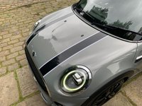 USED 2019 19 MINI HATCH COOPER 1.5 COOPER SPORT 5d 134 BHP 2019 JCW MINI COOPER SPORT 5DR AUTOMATIC - 1 FORMER KEEPER - SERVICE HISTORY - BIG SPEC - JOHN COOPER WORKS KIT - JCW SPORTS SEATS - SATTELITE NAVIGATION