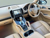USED 2012 12 PORSCHE CAYENNE 3.0 D V6 TIPTRONIC 5d 245 BHP 