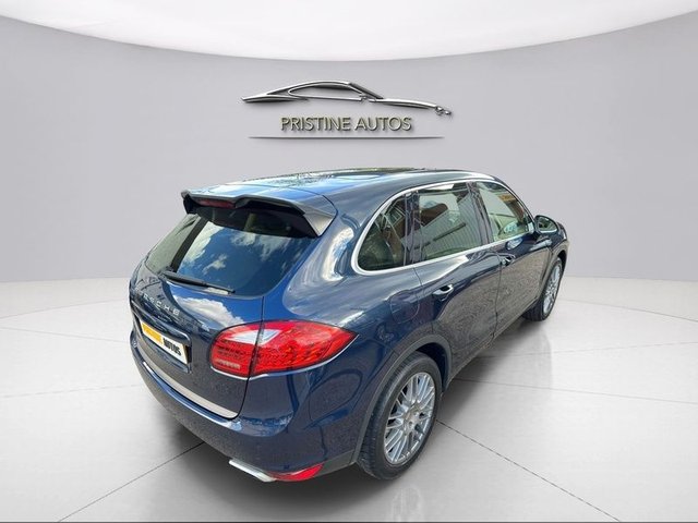 2012 PORSCHE CAYENNE - Photo 8