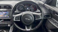 USED 2017 17 JAGUAR XE 2.0 R-SPORT 4d 178 BHP 