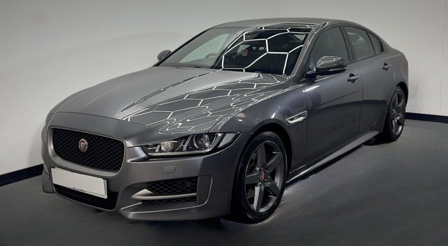 2017 JAGUAR XE