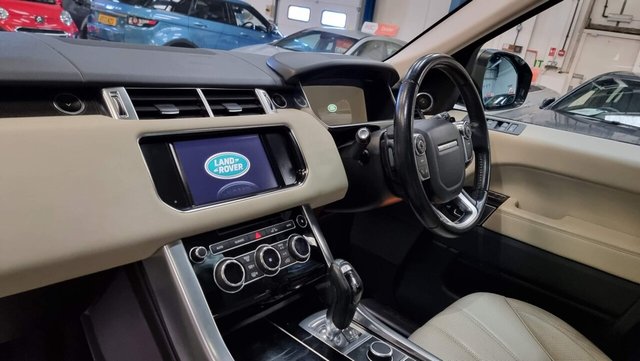 2013 LAND ROVER RANGE ROVER SPORT 3.0L SDV6 HSE 5d AUTO 288 BHP - Photo 2