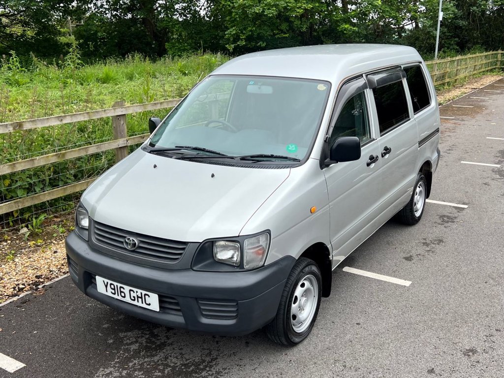 USED 2001 Y TOYOTA HI-ACE 4x4 Camper // 2.0 // Automatic // px swap 