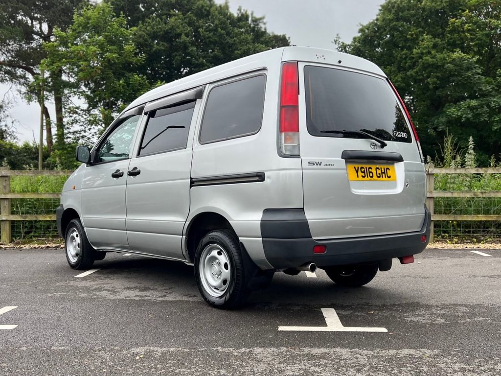 USED 2001 Y TOYOTA HI-ACE 4x4 Camper // 2.0 // Automatic // px swap 