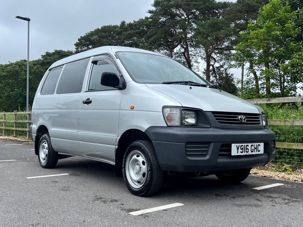 USED 2001 Y TOYOTA HI-ACE 4x4 Camper // 2.0 // Automatic // px swap 