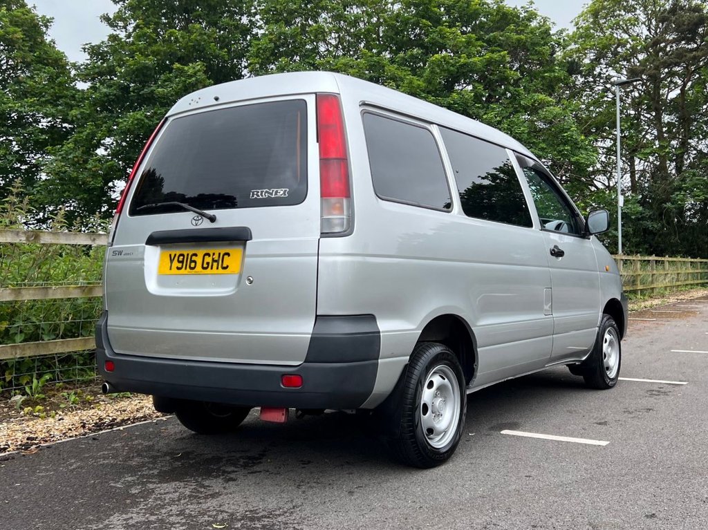 USED 2001 Y TOYOTA HI-ACE 4x4 Camper // 2.0 // Automatic // px swap 