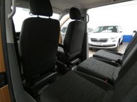 USED 2021 21 VOLKSWAGEN TRANSPORTER SHUTTLE 2.0 SHUTTLE SE TDI 5d 148 BHP ANDROID APPLE CARPLAY PARK PILOT REAR VIEW CAMERA CRUISE CONTROL PARKING SENSORS 1 OWNER SERVICE HISTORY