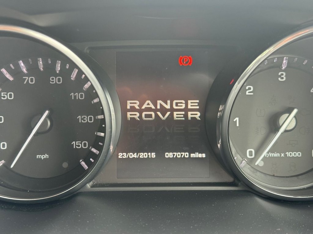 USED 2013 LAND ROVER RANGE ROVER EVOQUE 2.2 ED4 PURE TECH 5d 150 BHP LOCAL LADY OWNER