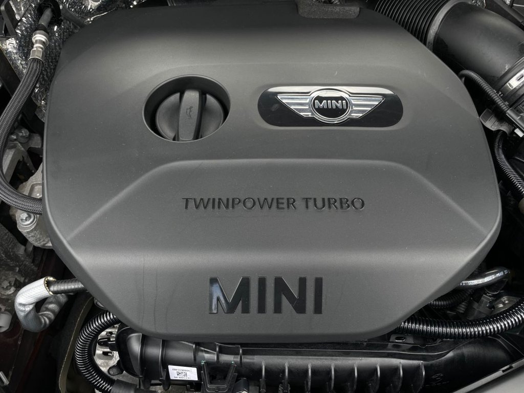 USED 2015 65 MINI CLUBMAN 1.5 COOPER 5d 134 BHP HEAD UP DISPLAY+NAV+LEATHER