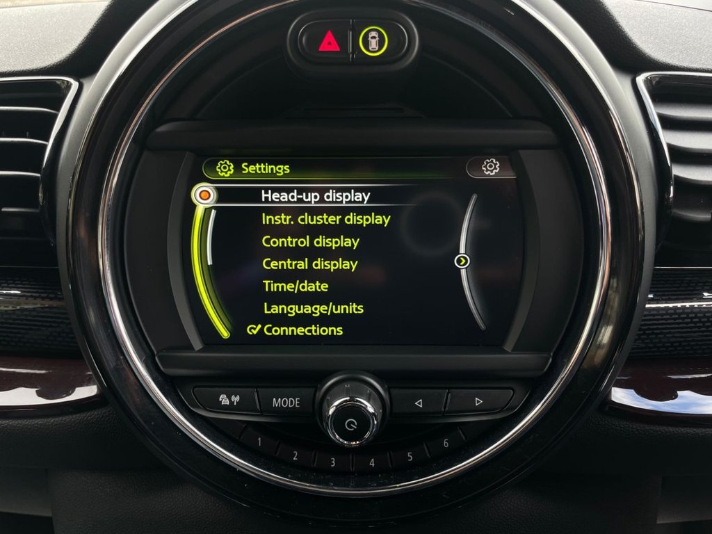 USED 2015 65 MINI CLUBMAN 1.5 COOPER 5d 134 BHP HEAD UP DISPLAY+NAV+LEATHER