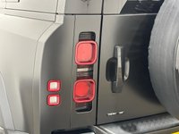 USED 2020 70 LAND ROVER DEFENDER 2.0 SE 5d 237 BHP Striking Stealth Matte, 22" Alloy Wheels, Panoramic Glass Roof, Privacy Glass