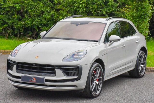 2022 72 Porsche Macan 2.9 S PDK 5d 375 BHP