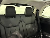 USED 2018 18 LAND ROVER DISCOVERY 3.0 TD6 SE 5d 255 BHP High Specification , Panoramic Glass Roof, Privacy Glass , Keyless Entry, Rear View Camera