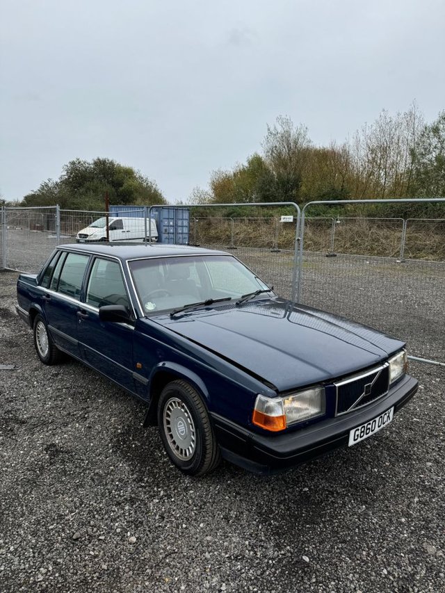 View our VOLVO 740