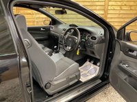 USED 2007 57 FORD FOCUS 2.5 ST-2 3d 225 BHP 60,316 MLS ONLY ONE FAMILY OWNER EXC CONDITION