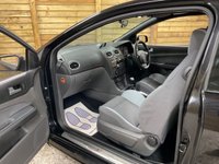 USED 2007 57 FORD FOCUS 2.5 ST-2 3d 225 BHP 60,316 MLS ONLY ONE FAMILY OWNER EXC CONDITION