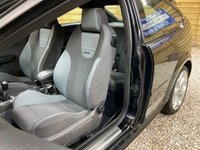 USED 2007 57 FORD FOCUS 2.5 ST-2 3d 225 BHP 60,316 MLS ONLY ONE FAMILY OWNER EXC CONDITION