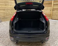 USED 2007 57 FORD FOCUS 2.5 ST-2 3d 225 BHP 60,316 MLS ONLY ONE FAMILY OWNER EXC CONDITION