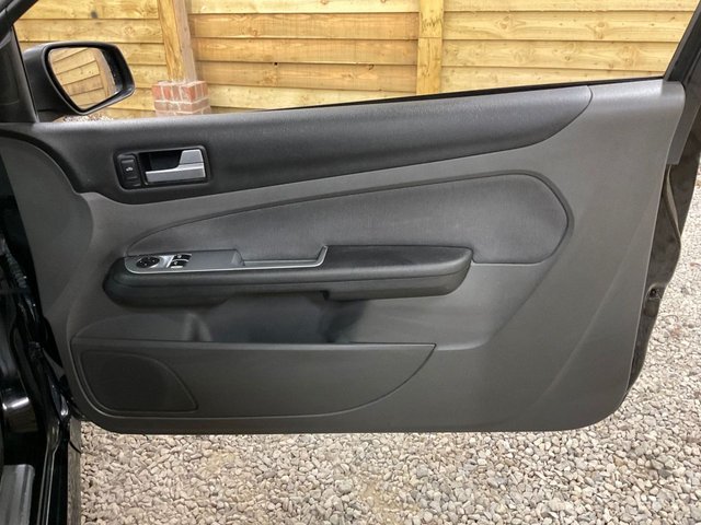 2007 FORD FOCUS (2007) - Photo 11