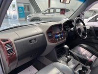 USED 2006 06 MITSUBISHI SHOGUN 3.2 CLASSIC FIELD LWB DI-D 5d 159 BHP 