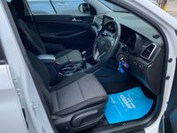 USED 2018 68 HYUNDAI TUCSON 1.6 T-GDI SE NAV 5d 175 BHP 
