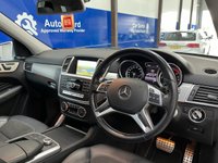 USED 2014 A MERCEDES-BENZ M-CLASS 3.0 ML350 V6 BlueTEC AMG Line SUV 5dr Diesel G-Tronic 4WD Euro 6 (s/s) (258 ps) PanRoof,Nav,Keyless,&pound;9k Extras