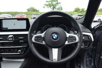 USED 2018 68 BMW 5 SERIES 3.0 530D XDRIVE M SPORT TOURING 5d 261 BHP PAN ROOF / M SPORT+ / CARPLAY