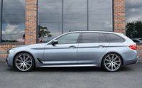 USED 2018 68 BMW 5 SERIES 3.0 530D XDRIVE M SPORT TOURING 5d 261 BHP PAN ROOF / M SPORT+ / CARPLAY