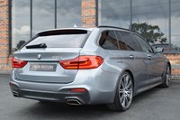 USED 2018 68 BMW 5 SERIES 3.0 530D XDRIVE M SPORT TOURING 5d 261 BHP PAN ROOF / M SPORT+ / CARPLAY