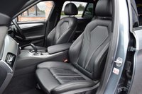 USED 2018 68 BMW 5 SERIES 3.0 530D XDRIVE M SPORT TOURING 5d 261 BHP PAN ROOF / M SPORT+ / CARPLAY