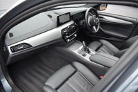 USED 2018 68 BMW 5 SERIES 3.0 530D XDRIVE M SPORT TOURING 5d 261 BHP PAN ROOF / M SPORT+ / CARPLAY