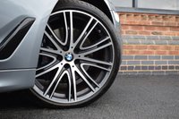 USED 2018 68 BMW 5 SERIES 3.0 530D XDRIVE M SPORT TOURING 5d 261 BHP PAN ROOF / M SPORT+ / CARPLAY
