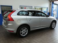 USED 2016 16 VOLVO XC60 2.4 D5 SE LUX NAV AWD 5d 217 BHP STUNNING EXAMPLE LOW MILEAGE WINTER PACK SAT NAV HEATED LEATHER CRUISE CONTROL PARKING SENSORS 2 OWNERS EXCELLENT SERVICE HISTORY