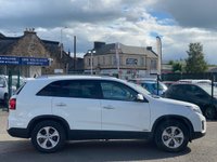 USED 2014 64 KIA SORENTO 2.2 CRDI KX-2 SAT NAV 5d 194 BHP 17" ALLOYS +  FULL LEATHER TRIM +  CRUISE CONTROL +  USB +  PARKING AID +  AUX +  FRONT HEATED SEATS +  DUAL CLIMATE CONTROL +  SAT NAV +  BLUETOOTH +