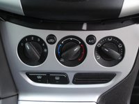 USED 2012 12 FORD FOCUS 1.6 ZETEC 5d 104 BHP www.suffolkcarcentre.co.uk - Located at Ilketshall