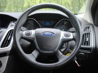 USED 2012 12 FORD FOCUS 1.6 ZETEC 5d 104 BHP www.suffolkcarcentre.co.uk - Located at Ilketshall