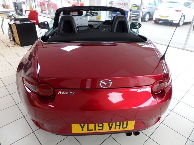 View our MAZDA MX-5