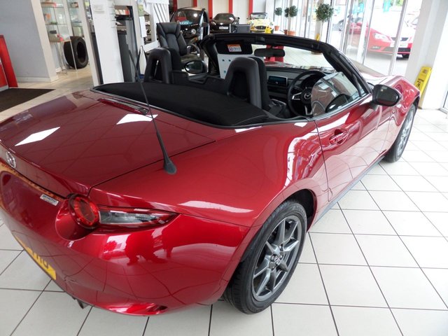 View our MAZDA MX-5
