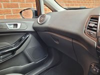 USED 2016 16 FORD FIESTA 1.2 ZETEC 3d 81 BHP 